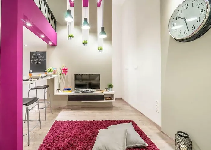 Cozy Downtown Studio Apartment
