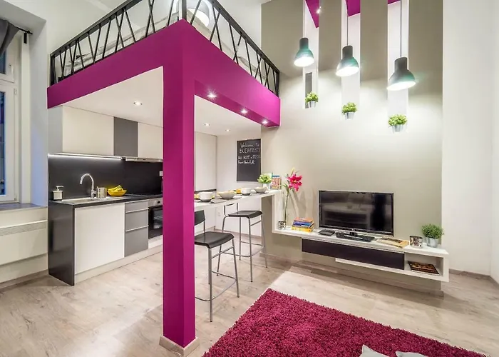 Cozy Downtown Studio Apartment